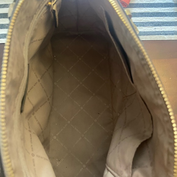 Michael Kors Large Emmy Dome Satchel Handbag - Picture 4 of 6